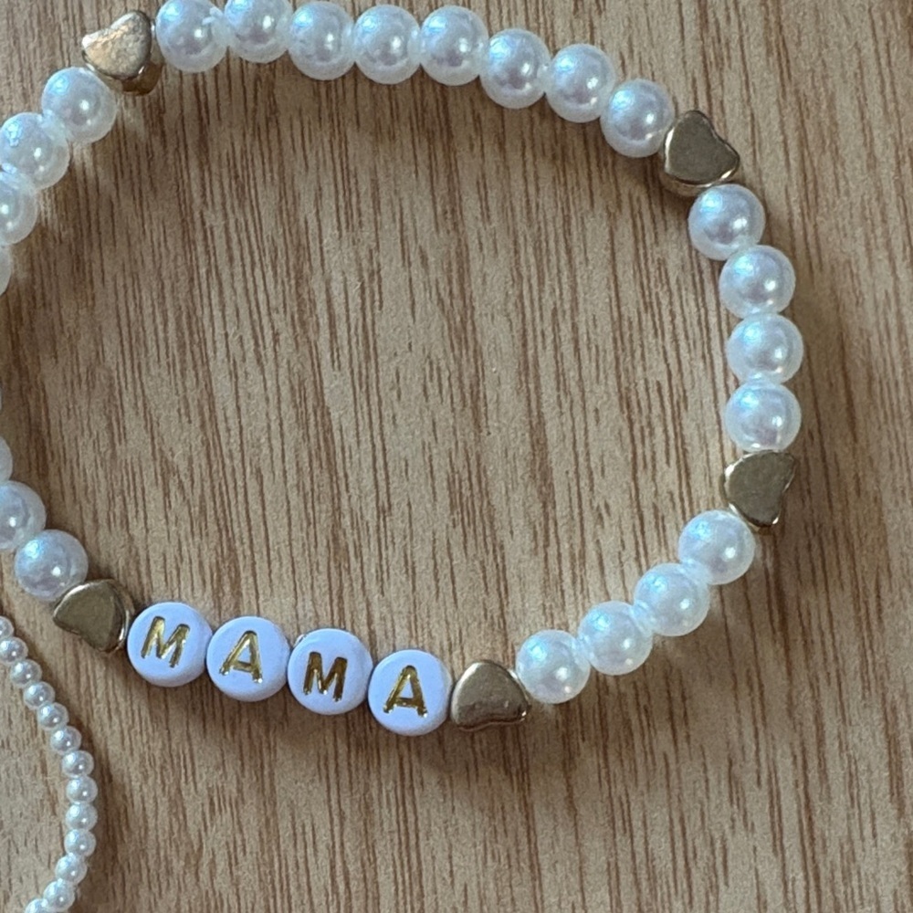 Gold and Pearl 'MAMA' Necklace - Picture 3 of 4
